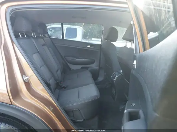 KNDPM3AC9L7797387 2020 KIA SPORTAGE - Image 8