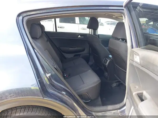 KNDPM3AC9L7810560 2020 KIA SPORTAGE - Image 8
