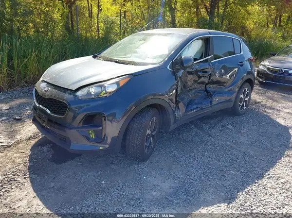KNDPM3AC9M7872588 2021 KIA SPORTAGE - Image 2