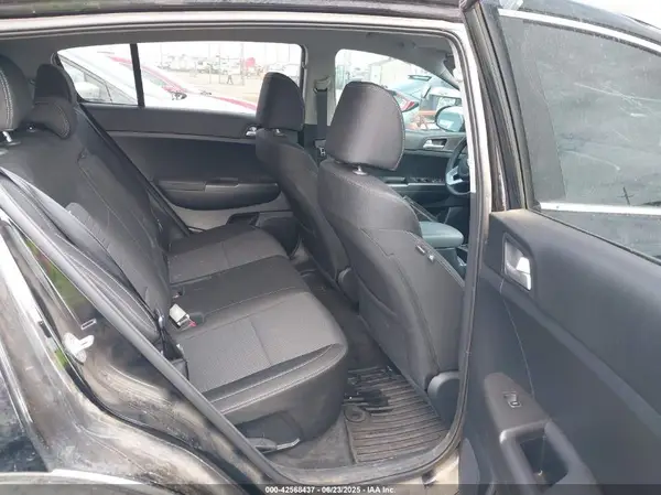 KNDPM3AC9M7910904 2021 KIA SPORTAGE - Image 8