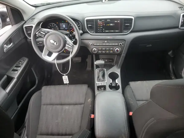 KNDPM3AC9M7913995 2021 KIA SPORTAGE - Image 8