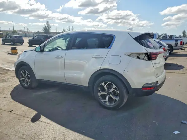 KNDPM3AC9M7935639 2021 KIA SPORTAGE - Image 2