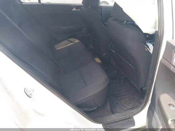 KNDPM3AC9N7025278 2022 KIA SPORTAGE - Image 8