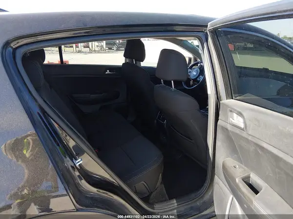 KNDPM3ACXH7056575 2017 KIA SPORTAGE - Image 8