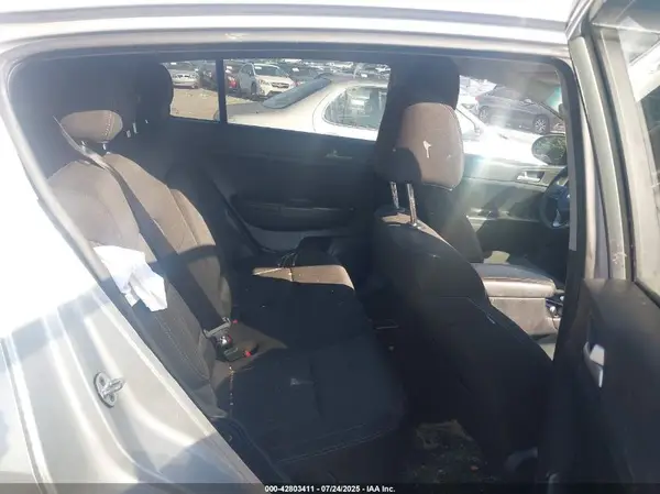 KNDPM3ACXH7064000 2017 KIA SPORTAGE - Image 8