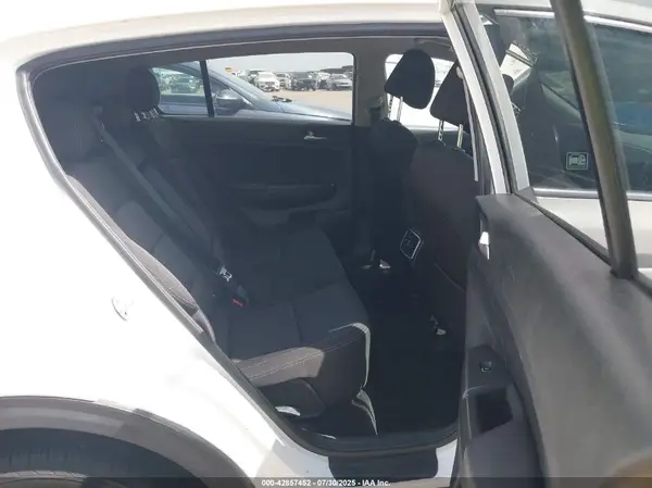 KNDPM3ACXH7106701 2017 KIA SPORTAGE - Image 8