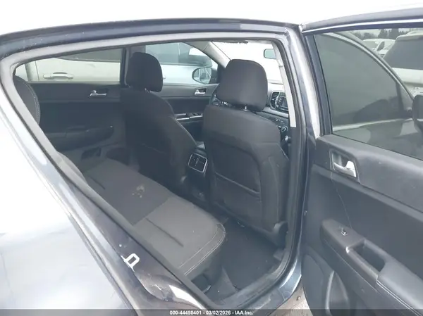 KNDPM3ACXH7110800 2017 KIA SPORTAGE - Image 8