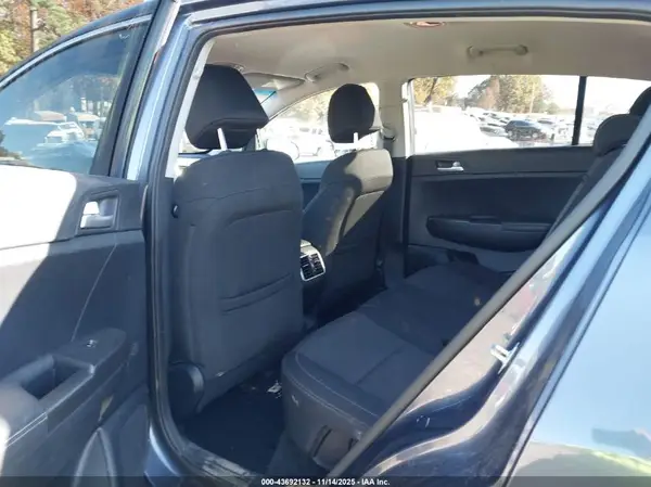 KNDPM3ACXH7129413 2017 KIA SPORTAGE - Image 8