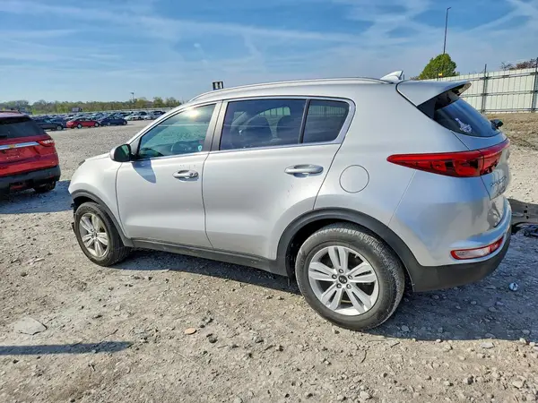 KNDPM3ACXH7133218 2017 KIA SPORTAGE - Image 2