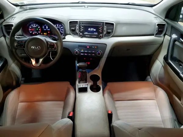 KNDPM3ACXH7175680 2017 KIA SPORTAGE - Image 8