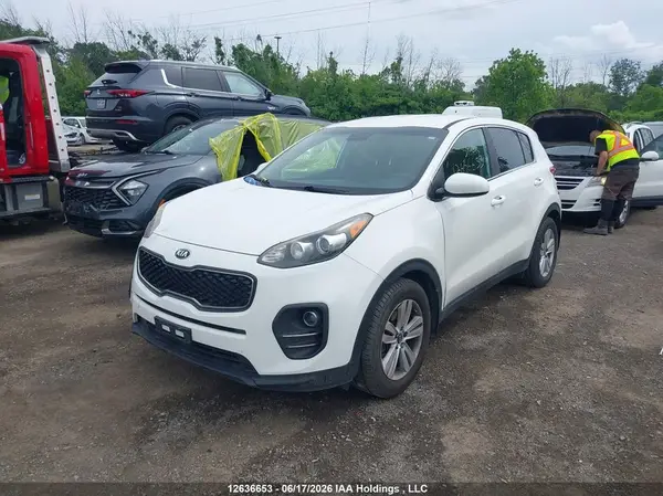 KNDPM3ACXH7212520 2017 KIA SPORTAGE - Image 2