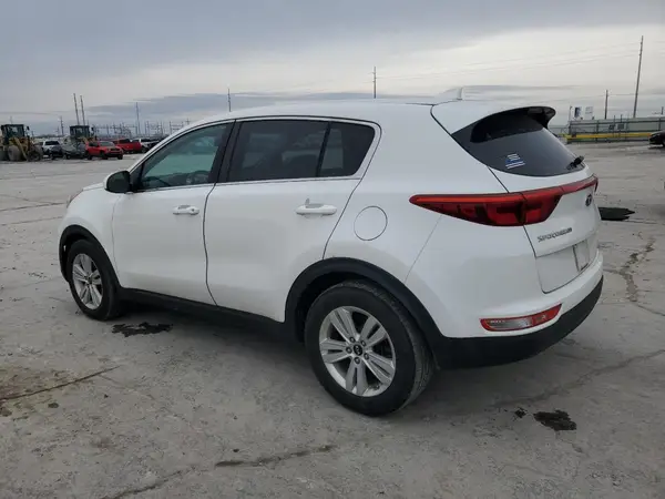 KNDPM3ACXH7227440 2017 KIA SPORTAGE - Image 2