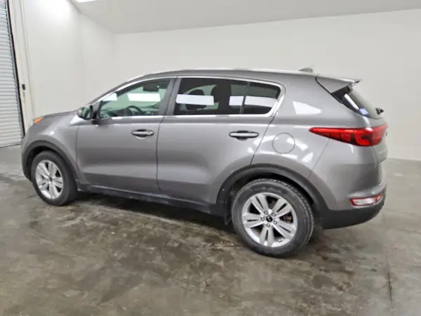 KNDPM3ACXH7227731 2017 KIA SPORTAGE - Image 2
