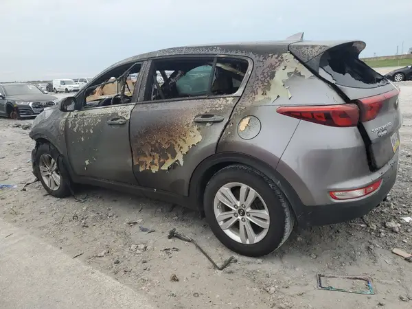 KNDPM3ACXH7234002 2017 KIA SPORTAGE - Image 2