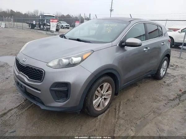 KNDPM3ACXH7234842 2017 KIA SPORTAGE - Image 2