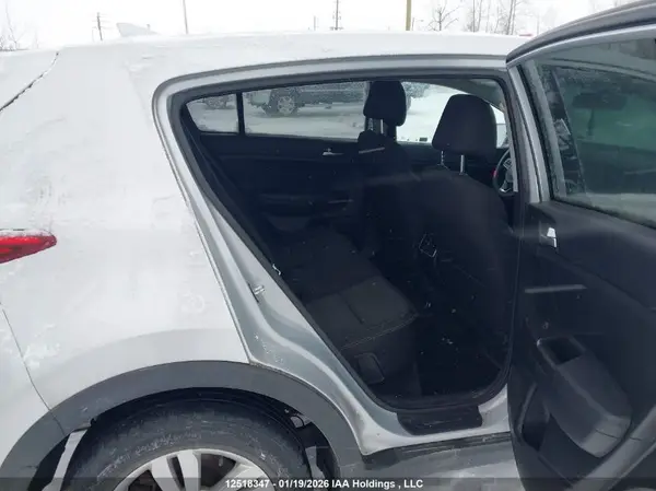 KNDPM3ACXH7269588 2017 KIA SPORTAGE - Image 8