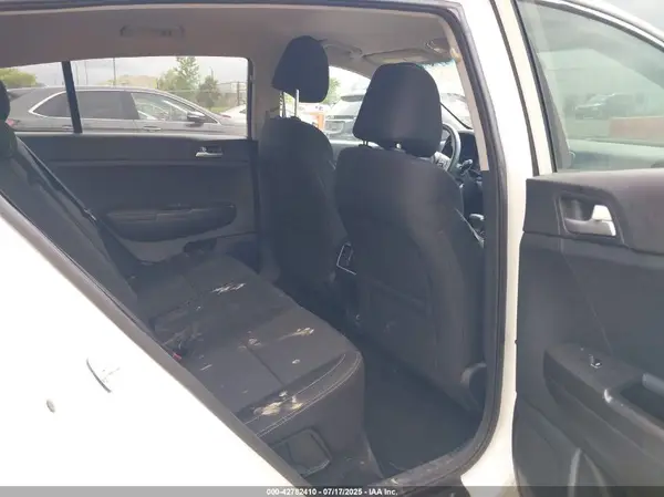 KNDPM3ACXH7283099 2017 KIA SPORTAGE - Image 8