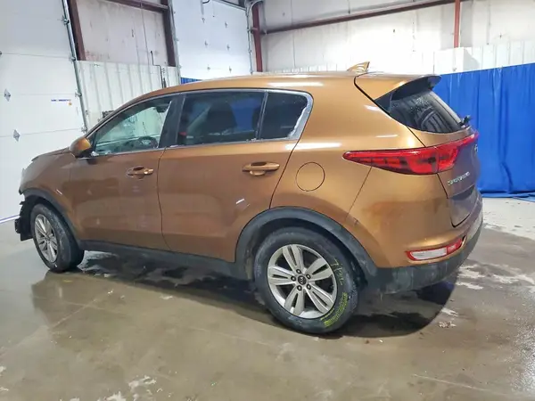 KNDPM3ACXJ7303132 2018 KIA SPORTAGE - Image 2
