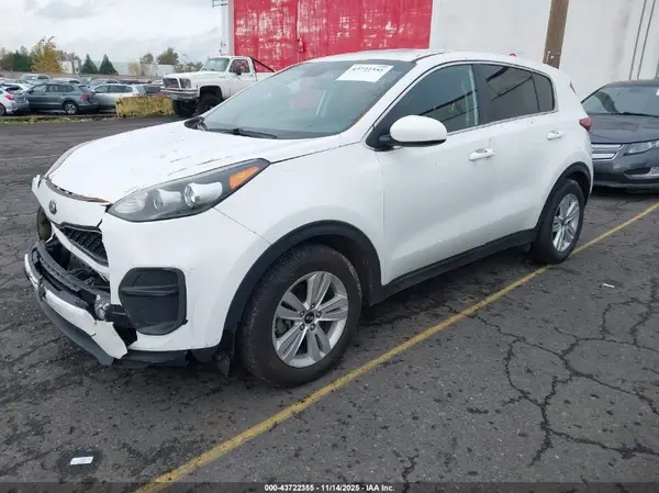 KNDPM3ACXJ7313031 2018 KIA SPORTAGE - Image 2