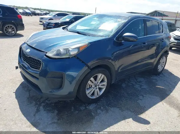 KNDPM3ACXJ7315734 2018 KIA SPORTAGE - Image 2