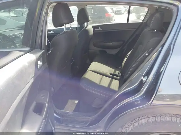 KNDPM3ACXJ7315734 2018 KIA SPORTAGE - Image 8