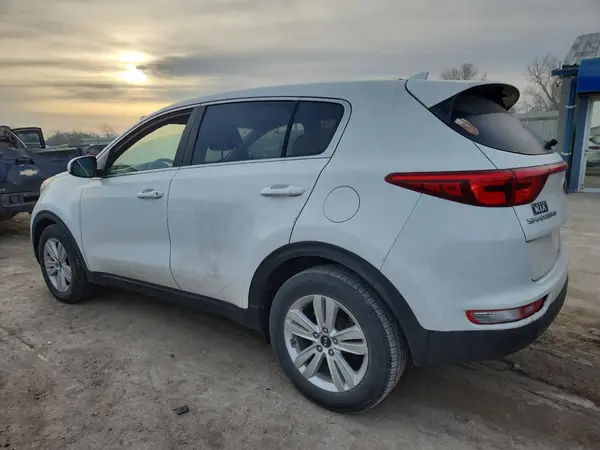 KNDPM3ACXJ7317483 2018 KIA SPORTAGE - Image 2