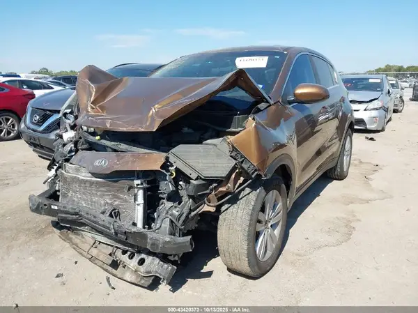 KNDPM3ACXJ7348412 2018 KIA SPORTAGE - Image 2