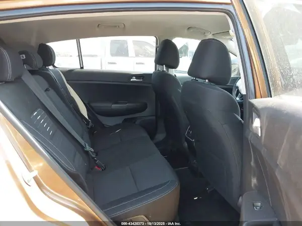 KNDPM3ACXJ7348412 2018 KIA SPORTAGE - Image 8