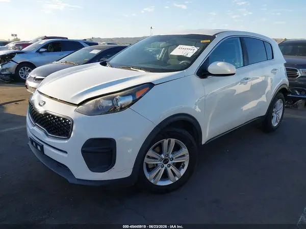 KNDPM3ACXJ7351245 2018 KIA SPORTAGE - Image 2