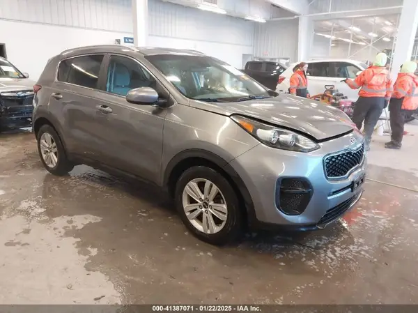 KNDPM3ACXJ7376369 2018 KIA SPORTAGE - Image 1