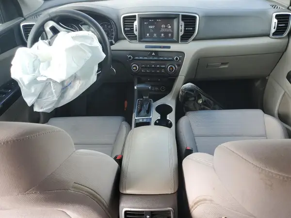 KNDPM3ACXJ7392376 2018 KIA SPORTAGE - Image 8