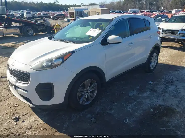 KNDPM3ACXJ7456402 2018 KIA SPORTAGE - Image 2