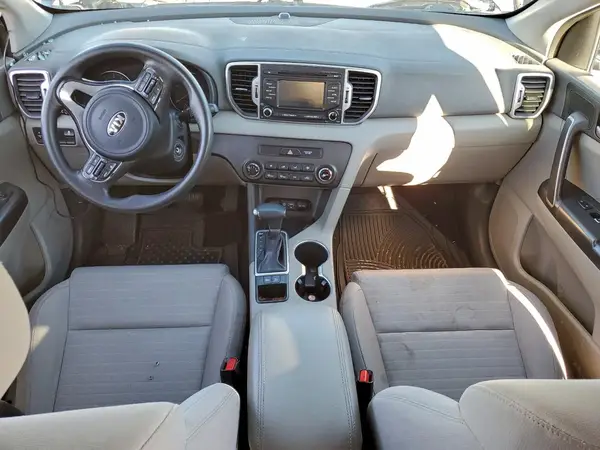 KNDPM3ACXJ7480988 2018 KIA SPORTAGE - Image 8