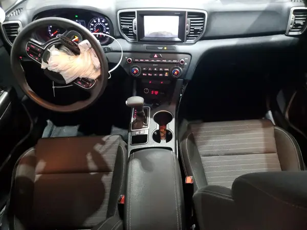 KNDPM3ACXJ7486905 2018 KIA SPORTAGE - Image 8