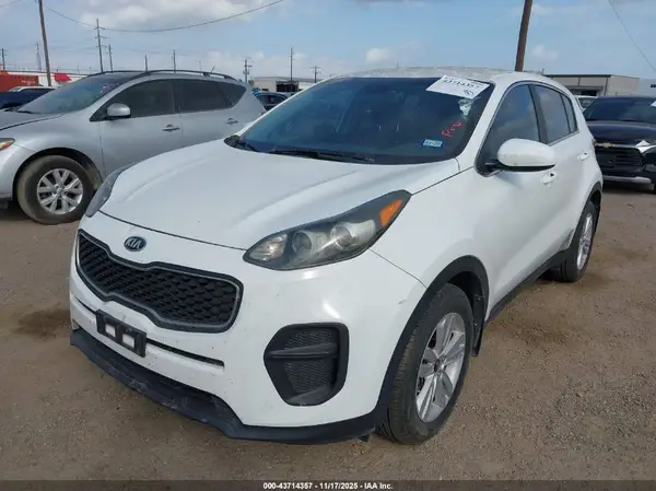 KNDPM3ACXJ7490100 2018 KIA SPORTAGE - Image 2
