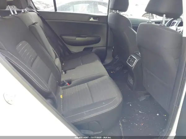 KNDPM3ACXJ7490100 2018 KIA SPORTAGE - Image 8