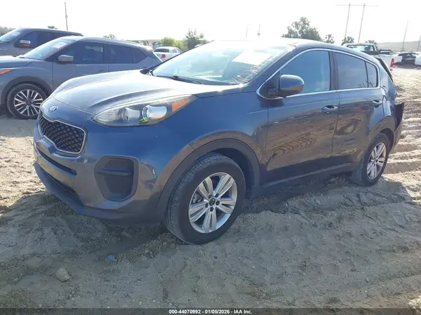 KNDPM3ACXK7596290 2019 KIA SPORTAGE - Image 2