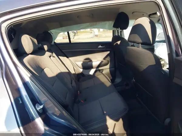 KNDPM3ACXK7598105 2019 KIA SPORTAGE - Image 8