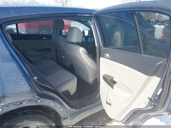 KNDPM3ACXL7677811 2020 KIA SPORTAGE - Image 8