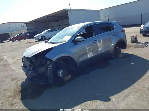 KNDPM3ACXL7834768 2020 KIA SPORTAGE - Image 2
