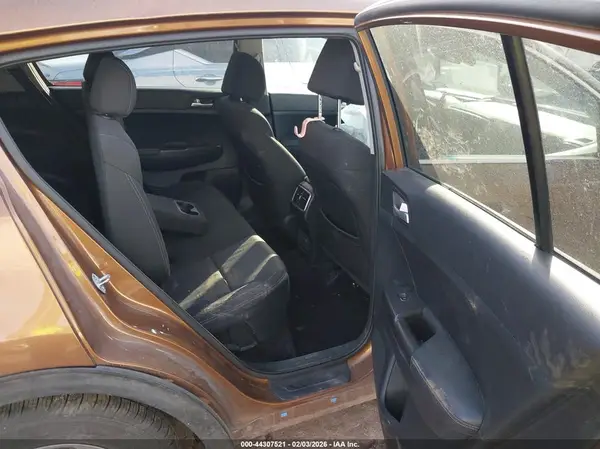 KNDPM3ACXM7898410 2021 KIA SPORTAGE - Image 8
