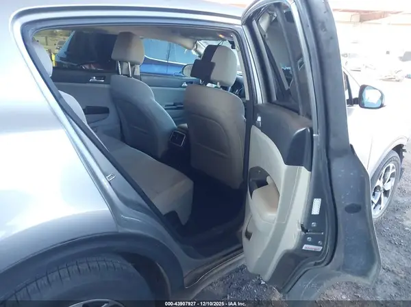 KNDPM3ACXM7931583 2021 KIA SPORTAGE - Image 8