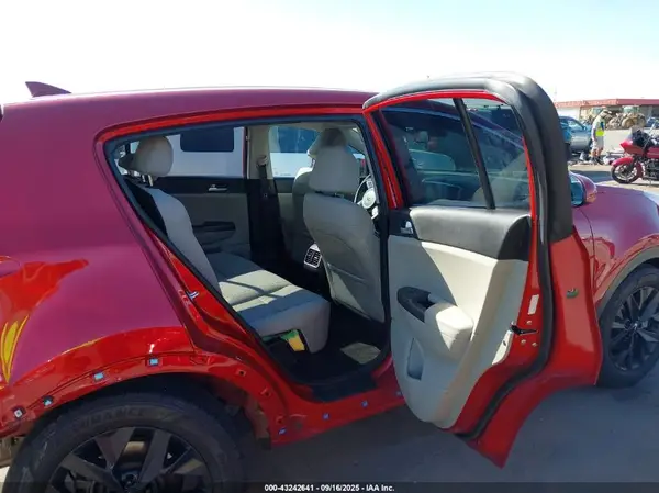 KNDPM3ACXN7950085 2022 KIA SPORTAGE - Image 8