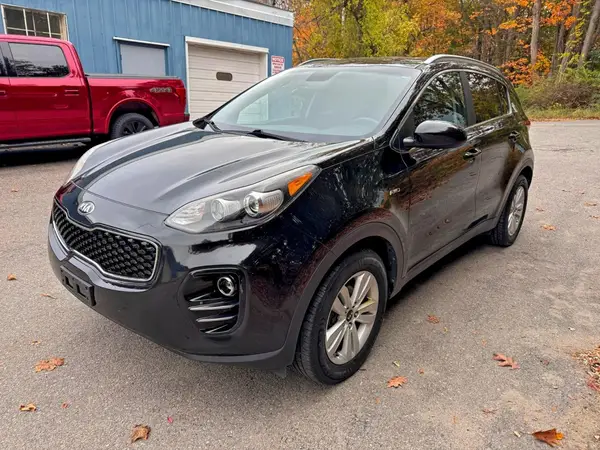 KNDPMCAC0H7034164 2017 KIA SPORTAGE - Image 2