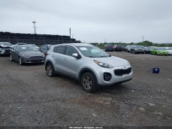 KNDPMCAC0H7036495 2017 KIA SPORTAGE - Image 1