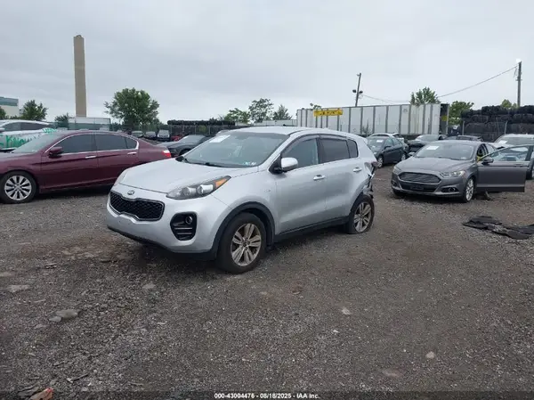 KNDPMCAC0H7036495 2017 KIA SPORTAGE - Image 2