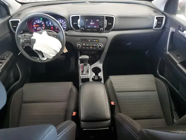 KNDPMCAC0H7036772 2017 KIA SPORTAGE - Image 8