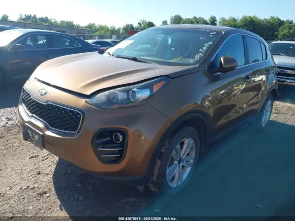 KNDPMCAC0H7038456 2017 KIA SPORTAGE - Image 2