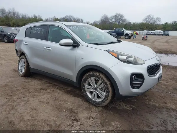 KNDPMCAC0H7043379 2017 KIA SPORTAGE - Image 1