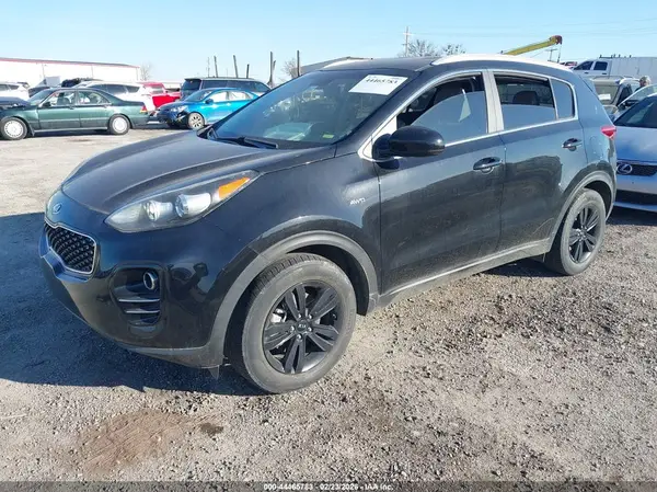 KNDPMCAC0H7051126 2017 KIA SPORTAGE - Image 2